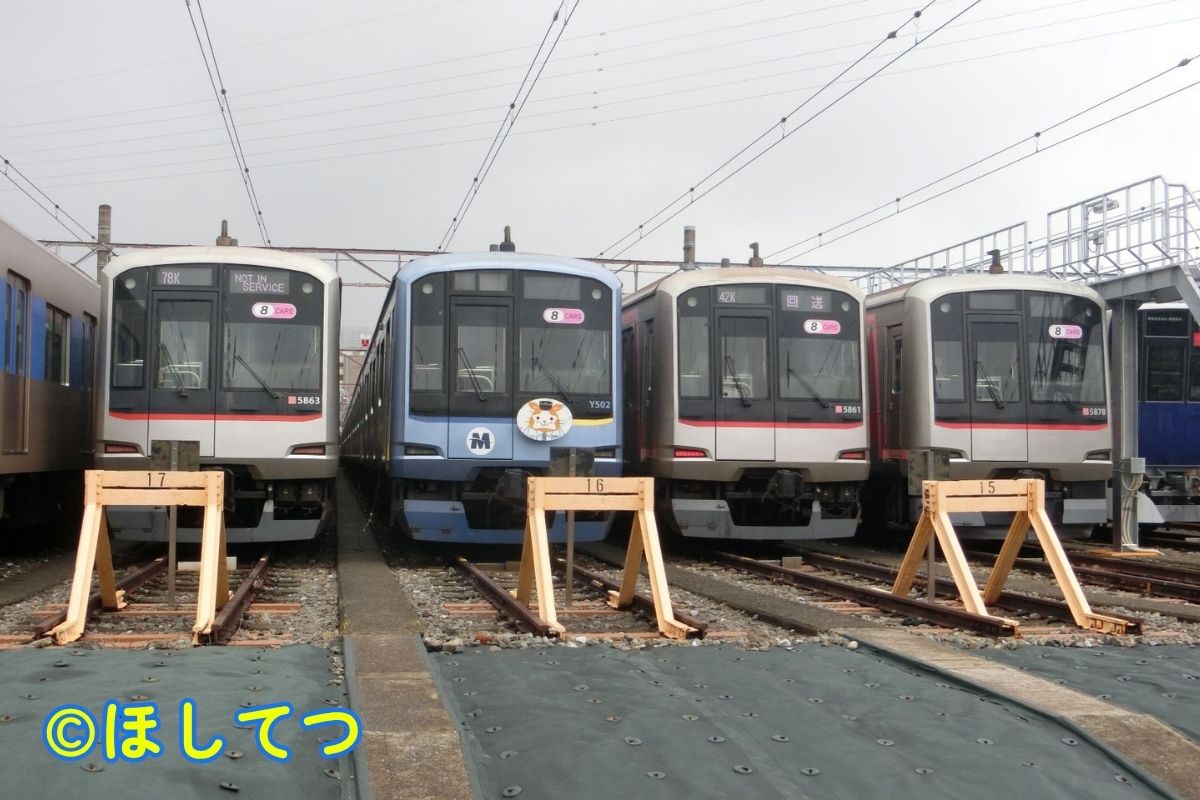 Tokyu train fleet at Motosumiyoshi Depot