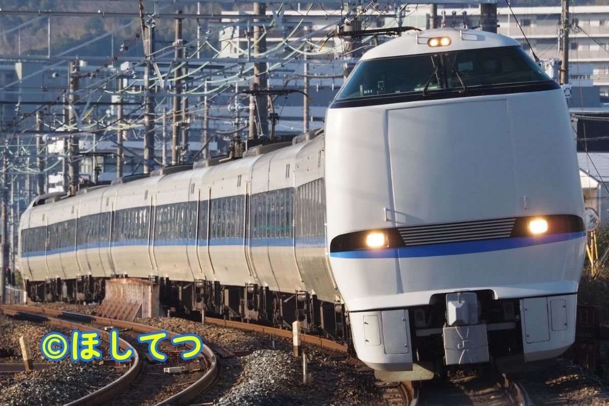 特急サンダーバードで活躍するJR西日本683系4000番台の鉄道写真