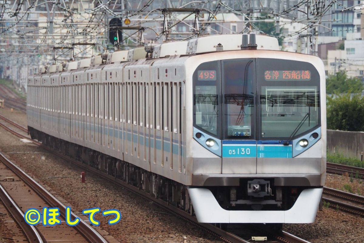 東京メトロ05系・JR中央本線阿佐ヶ谷駅の写真