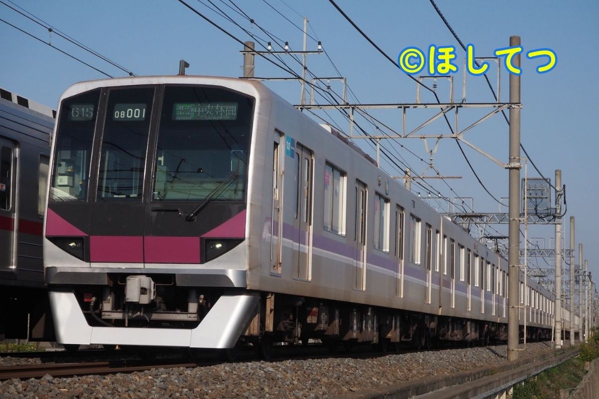 東京メトロ08系・東武伊勢崎線東武動物公園駅～姫宮駅間の写真