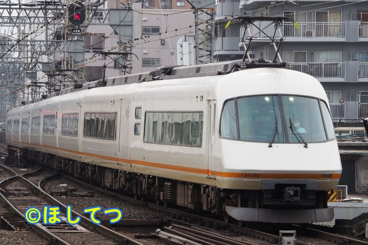 近畿日本鉄道21000系アーバンライナーplus・近鉄大阪線鶴橋駅の写真
