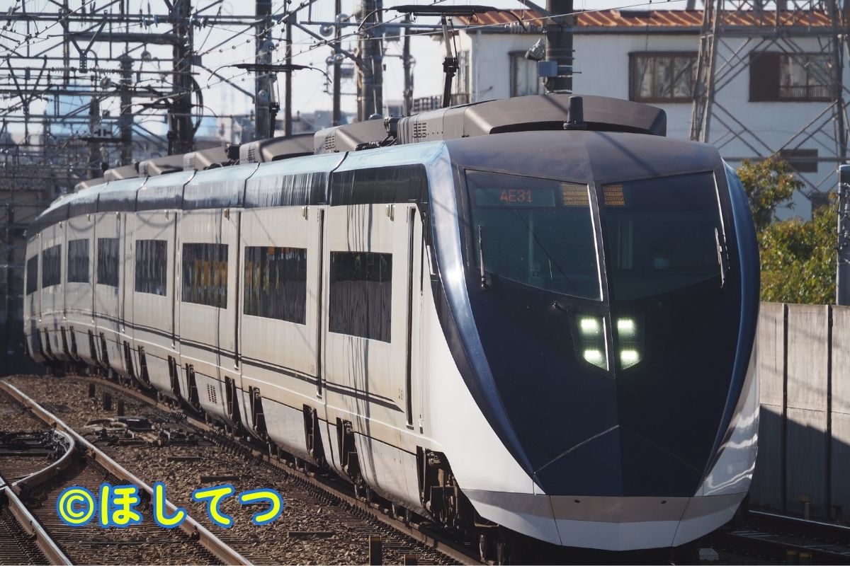 京成AE形スカイライナー・北総鉄道線松飛台駅の写真