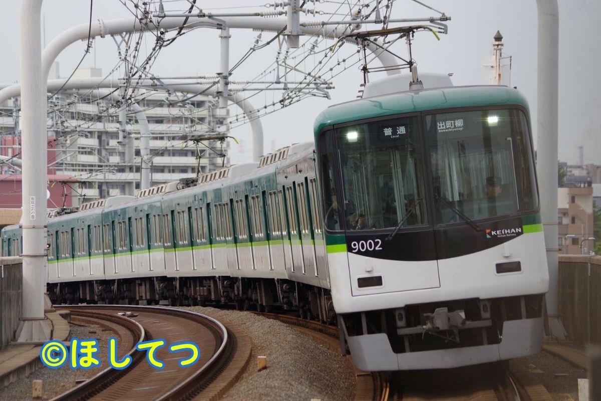 京阪本線寝屋川市駅の京阪9000系(Keihan Main Line Neyagawashi Station Keihan 9000 series)