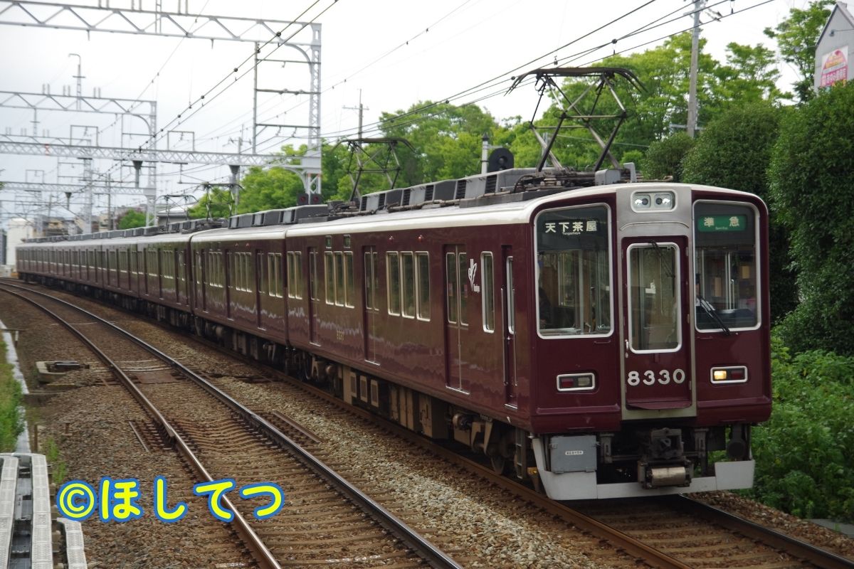 阪急電鉄8300系の鉄道写真