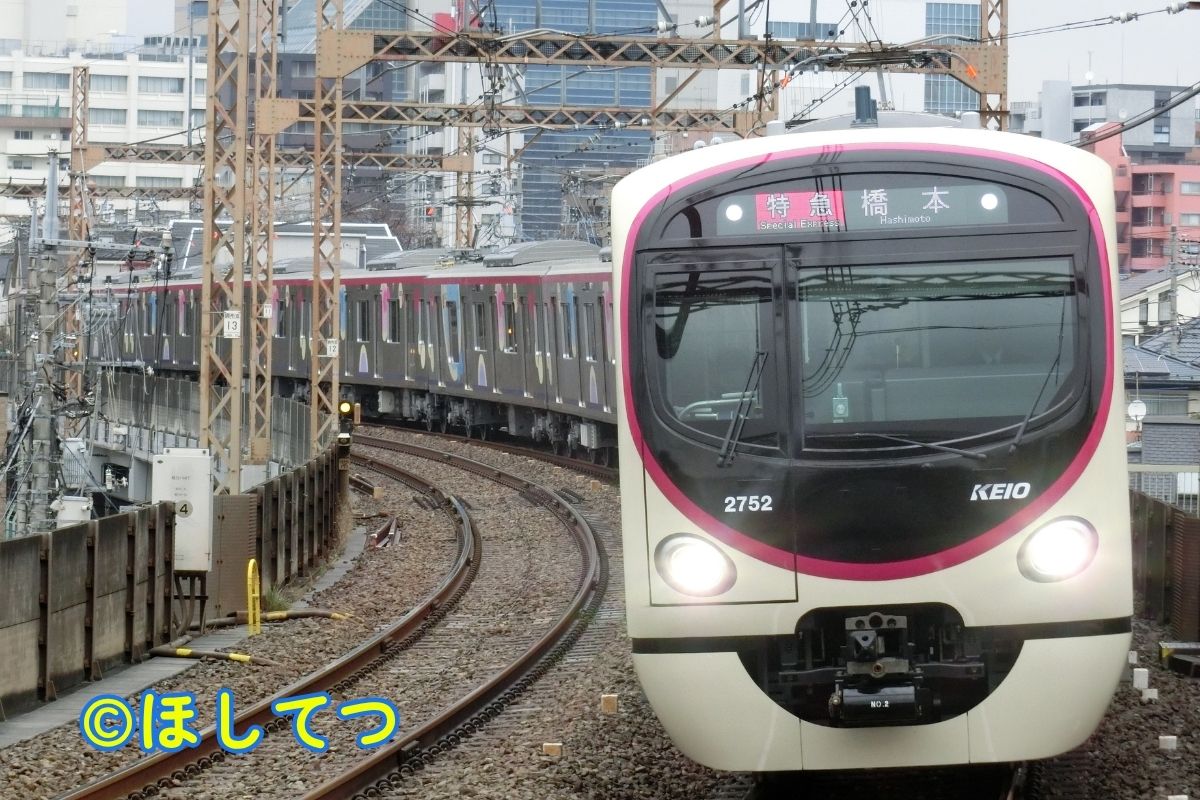 京王電鉄2000系の鉄道写真