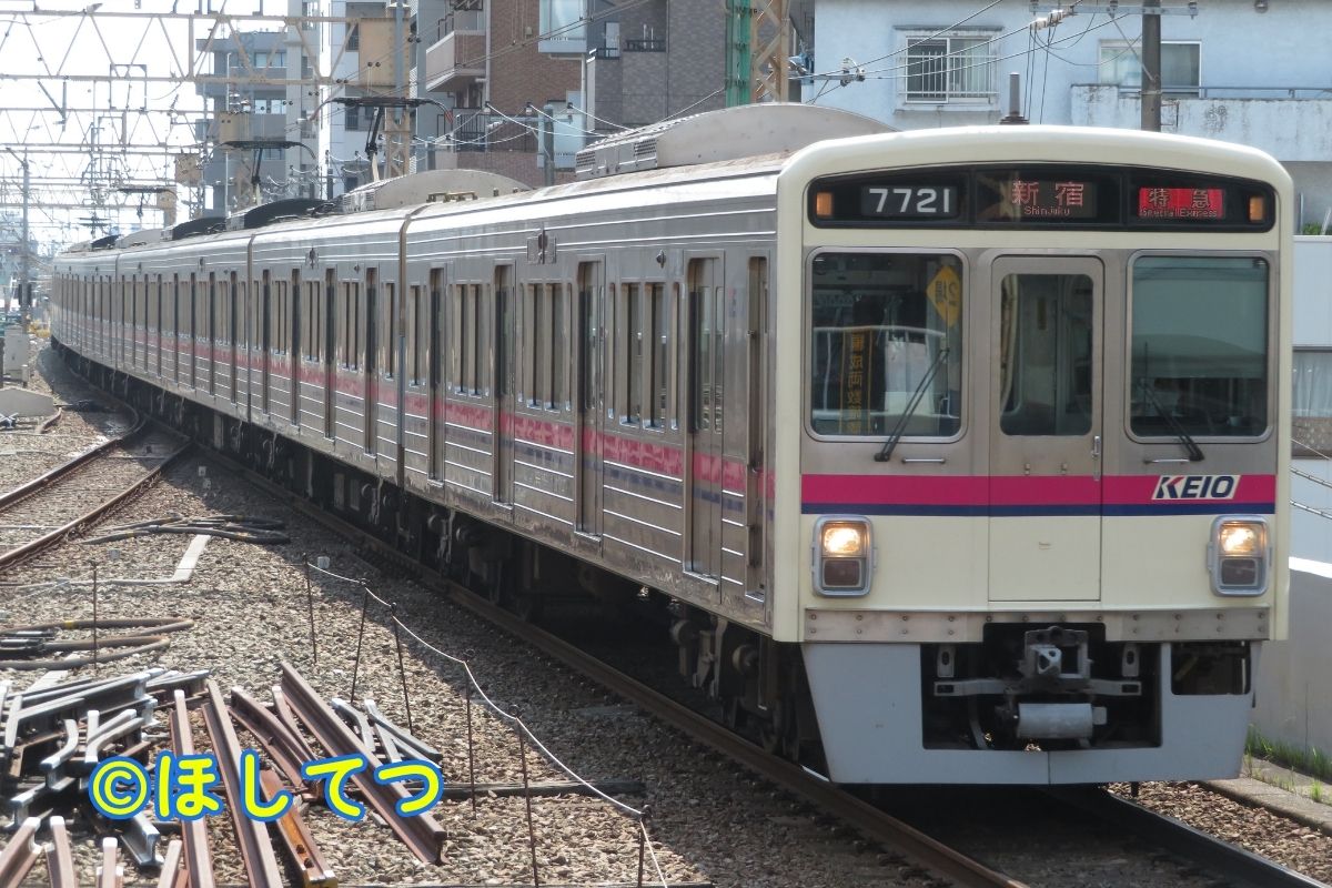 京王電鉄7000系の鉄道写真