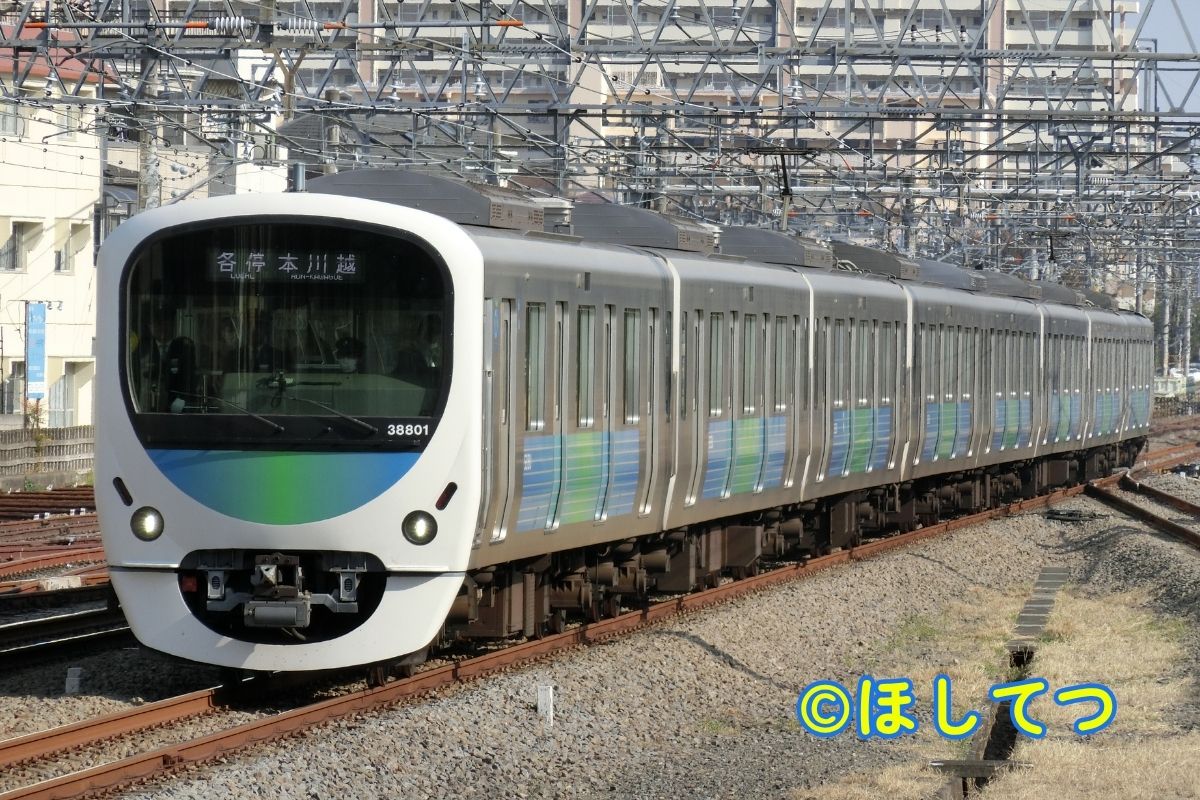 西武鉄道30000系の鉄道写真