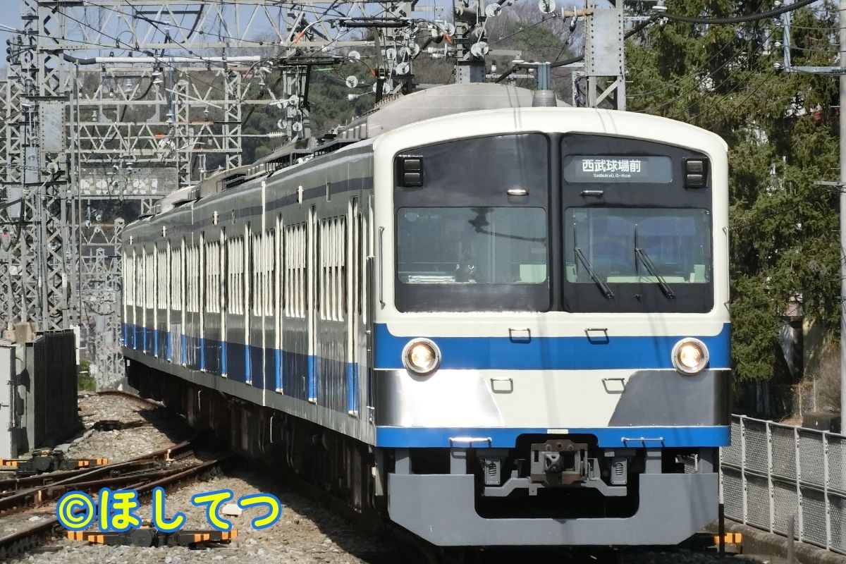 西武鉄道新101系伊豆箱根鉄道色の鉄道写真