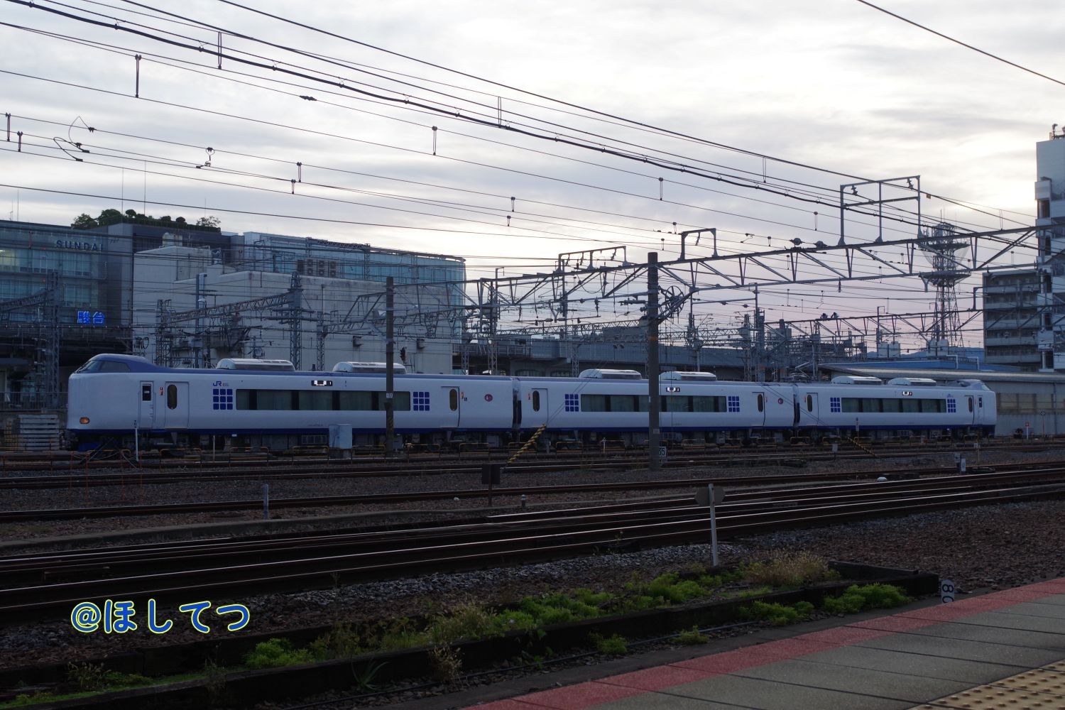 JR西日本271系はるかの鉄道写真