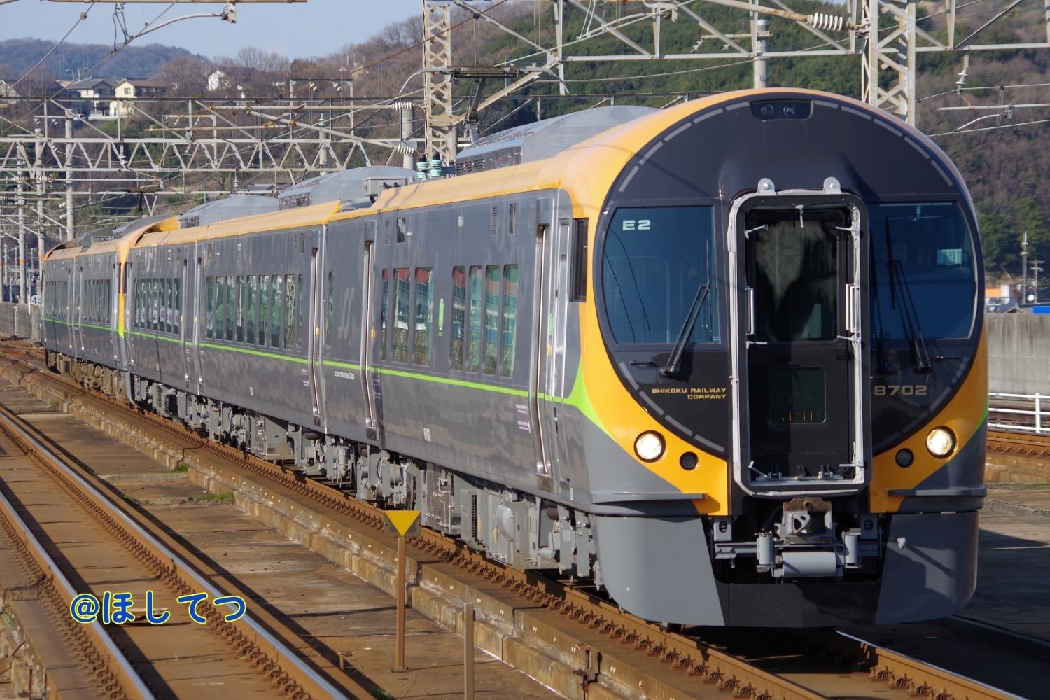 JR四国8600系しおかぜ・いしづちの鉄道写真