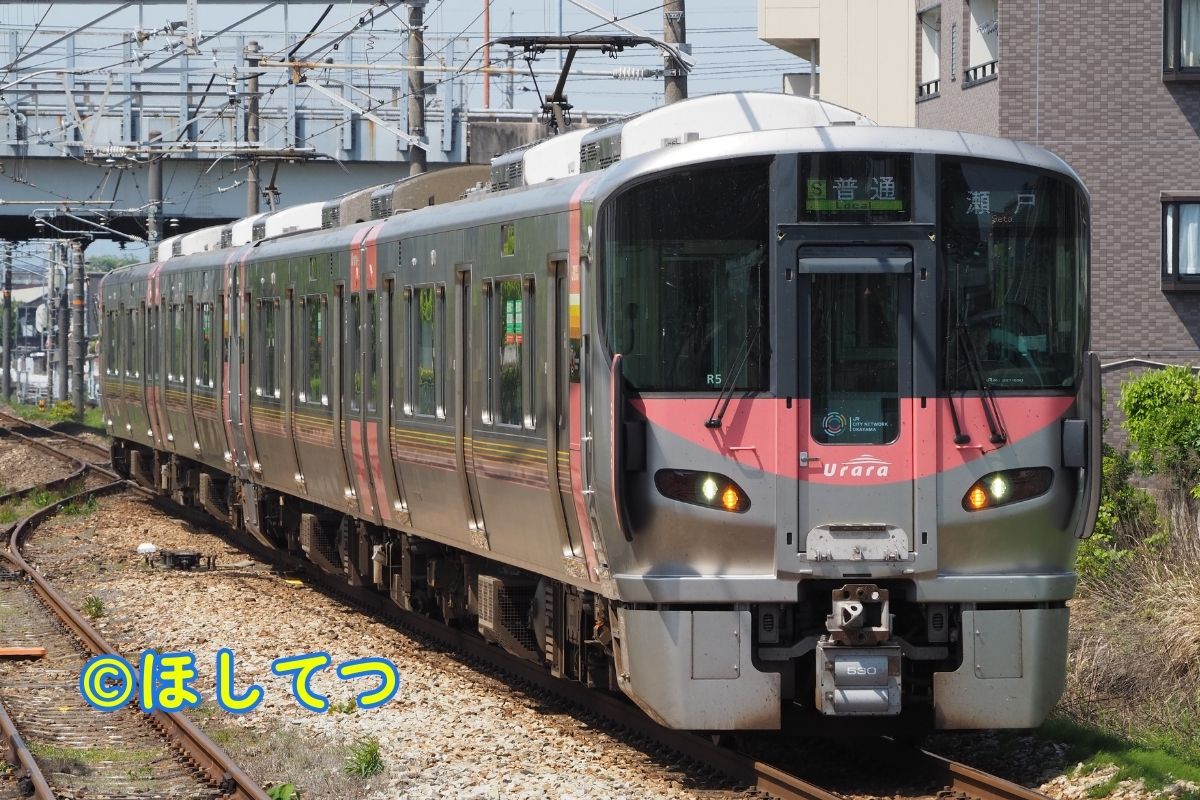JR西日本227系500番台Uraraの鉄道写真