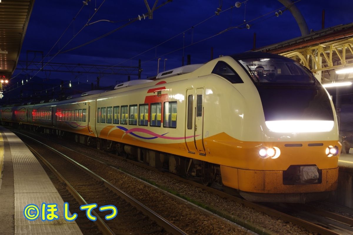 JR東日本E653系1000番台いなほの鉄道写真