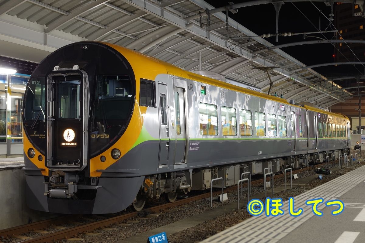 JR四国8600系しおかぜ・いしづちの鉄道写真