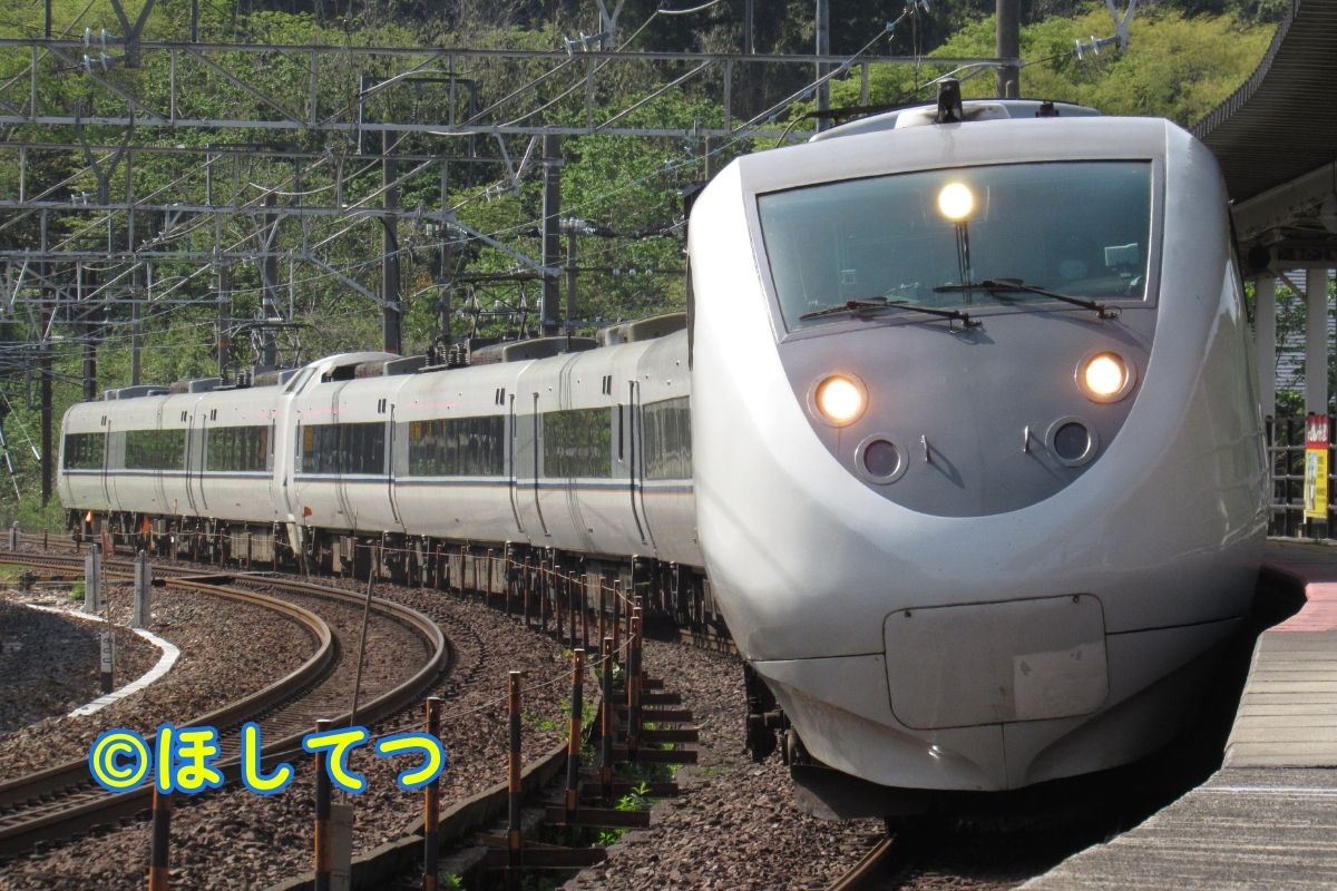 JR西日本681系0番台しらさぎの鉄道写真