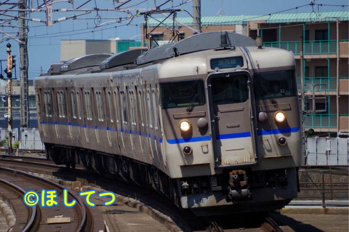 JR西日本113系カフェオレ色（JR西日本更新色）の鉄道写真