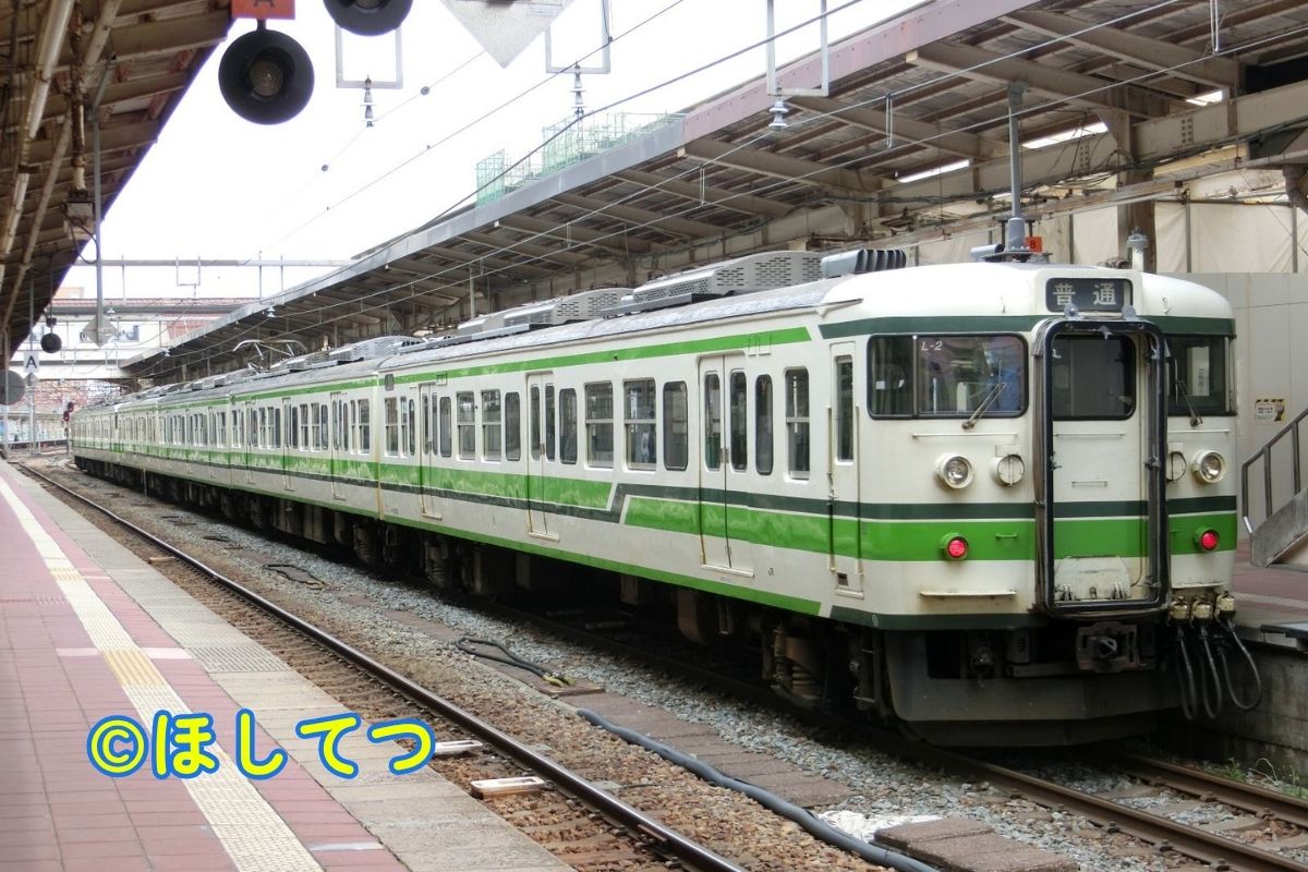 JR東日本115系新潟2次色の鉄道写真