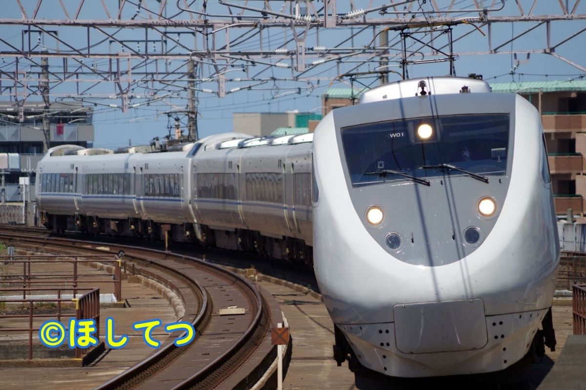 JR西日本681系1000番台の鉄道写真